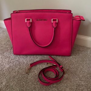 Michael Kors Selma Bag - Neon Pink